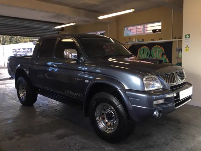 A Staffordshire Truck Company Heritage Edition L200