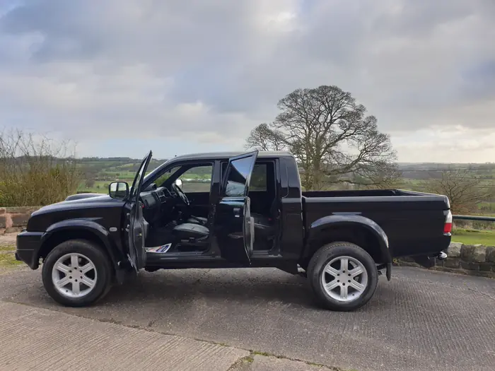 A Staffordshire Truck Company Heritage Edition L200