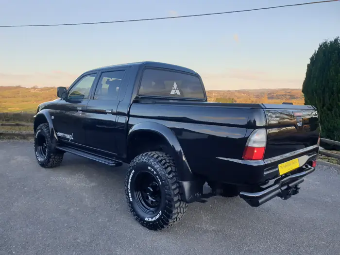 A Staffordshire Truck Company Heritage X Edition L200